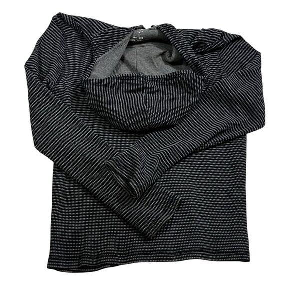 Michael Kors Gray and Black Striped Hoodie Button Up Mens Medium - Picture 4 of 8